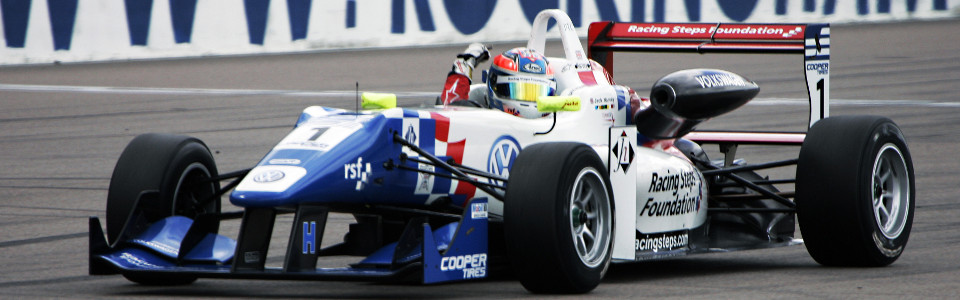 Jack Harvey wins the British F3 title at Rockingham